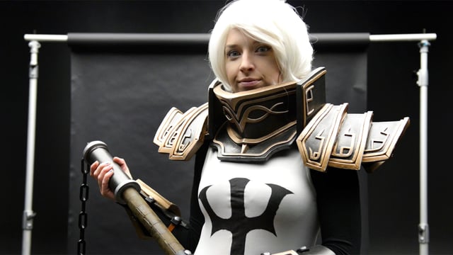 Elyse Ohryn Spacecat Senpai Cosplay